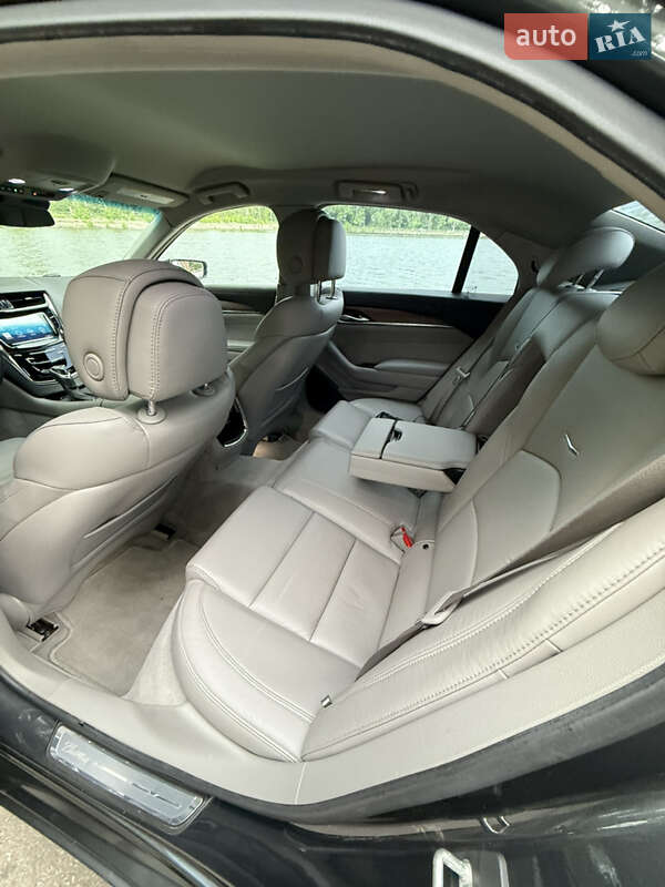 Седан Cadillac CTS 2013 в Кропивницком
