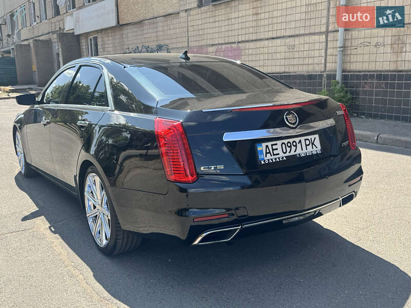 Седан Cadillac CTS 2014 в Кривом Роге