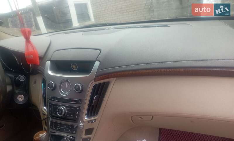 Седан Cadillac CTS 2008 в Вознесенске
