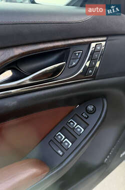 Седан Cadillac CTS 2013 в 