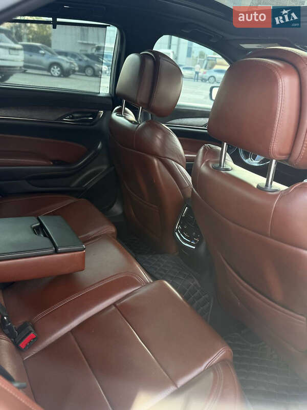 Седан Cadillac CTS 2013 в Киеве