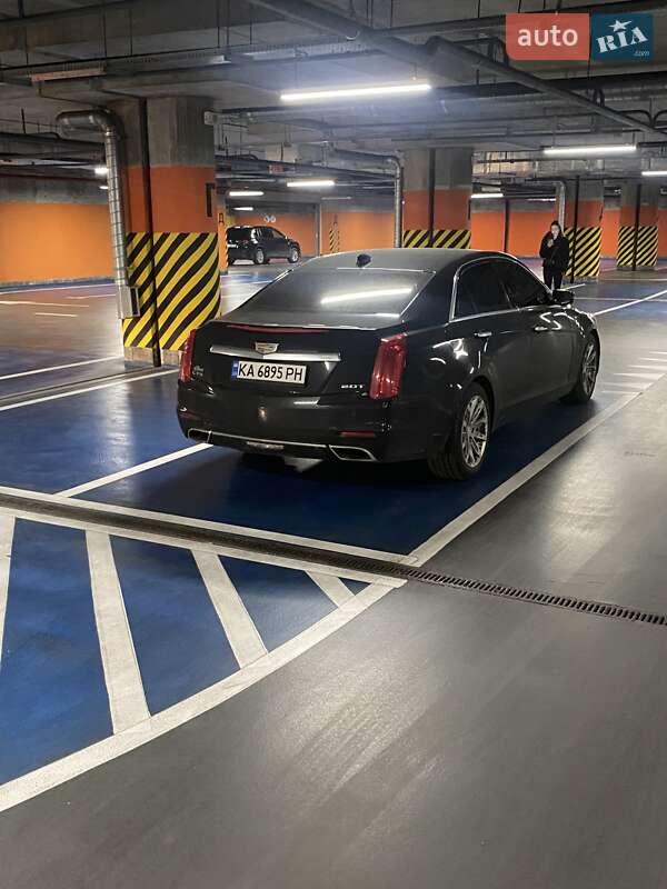 Седан Cadillac CTS 2015 в Ровно