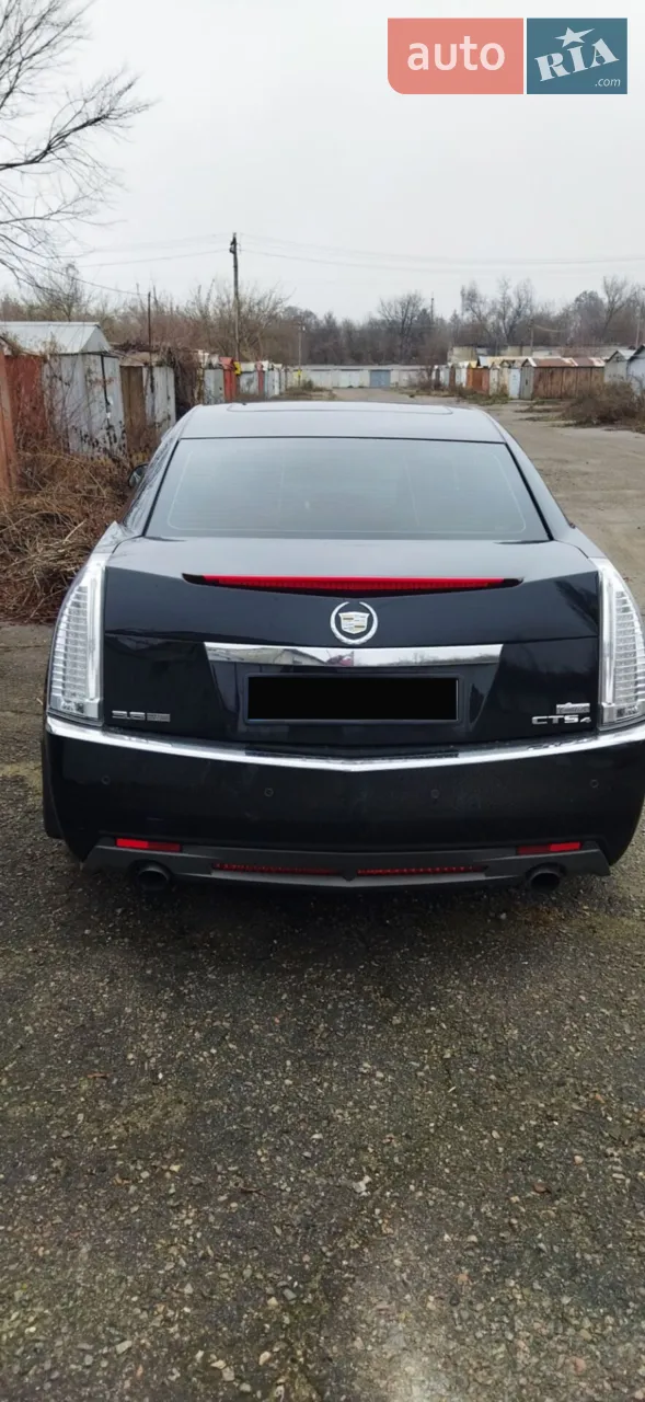 Повний привід, 311к.с., панорамний дах, салон не затертий, поворотні фари головного світла, тормозні диски перфоровані з лотуванням, тормозні колодки кераміка. Акустика BOSE, оригінальний пробіг, європейка. Гарний автомобіль від власника, доглянутий з зовні та з середини. Комплект зимової та літньої гуми на дисках. Потребує ремонту двигуна - прогар клапанів 3 циліндра.