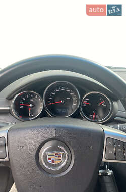 Седан Cadillac CTS 2012 в Львові