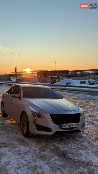 Седан Cadillac CTS 2015 в Бучі
