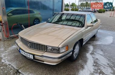 Седан Cadillac DE Ville 1996 в Львові