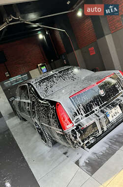 Седан Cadillac DTS 2006 в 
