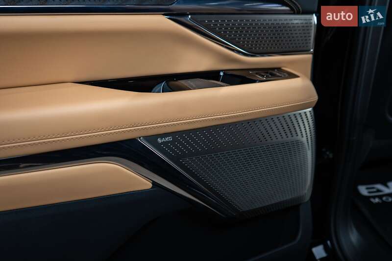 Внедорожник / Кроссовер Cadillac Escalade IQ 2025 в Киеве