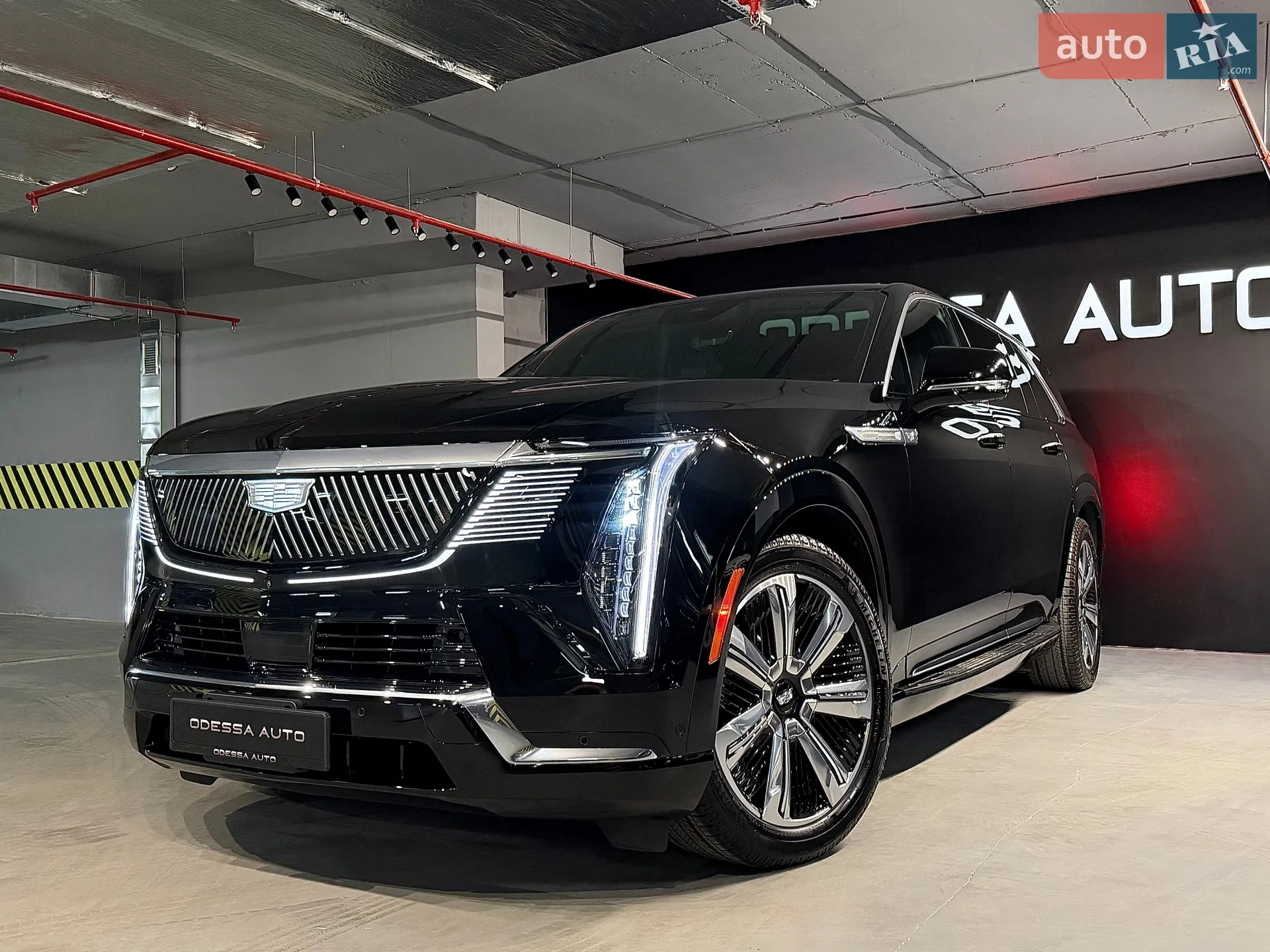 2024 Cadillac Escalade - фото 1