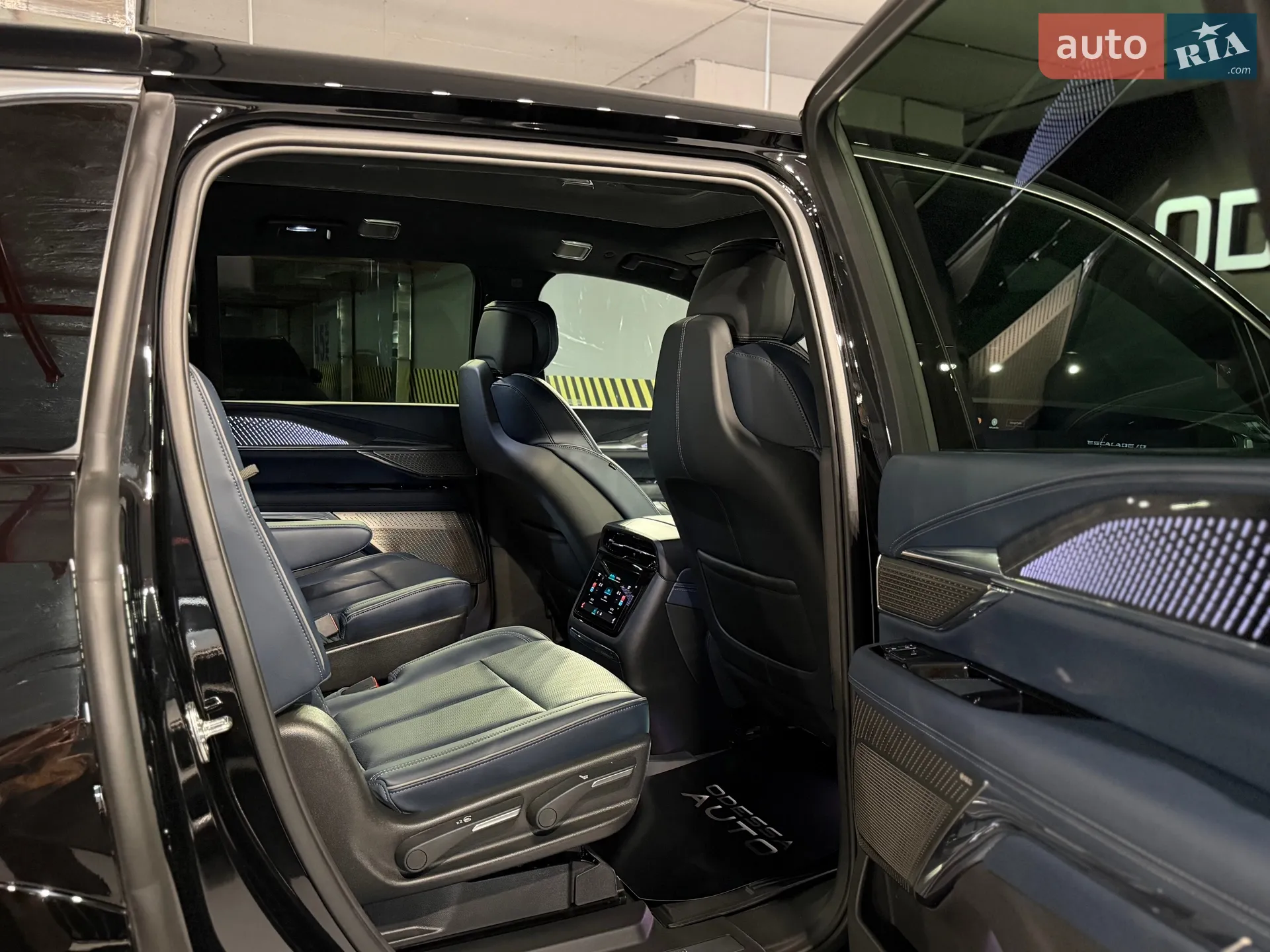 2024 Cadillac Escalade - мініатюра 37