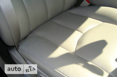  Cadillac Escalade 2003 в 