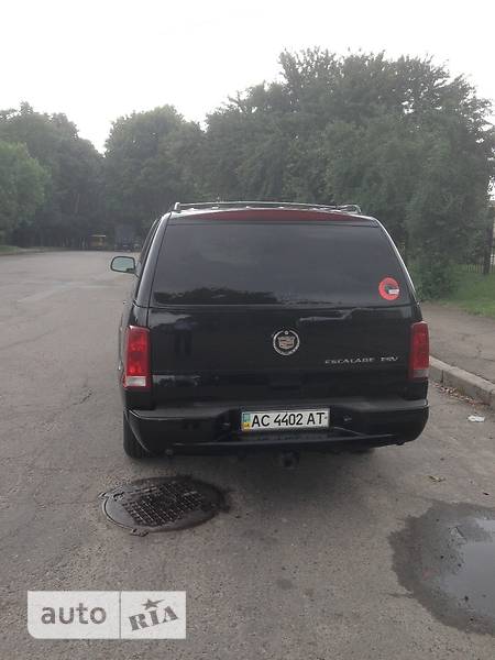 Внедорожник / Кроссовер Cadillac Escalade 2003 в Ровно