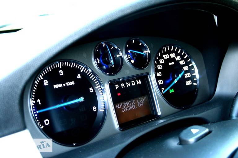 Внедорожник / Кроссовер Cadillac Escalade 2008 в Киеве