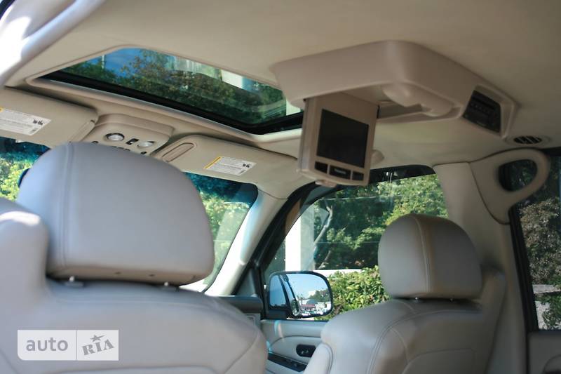 Внедорожник / Кроссовер Cadillac Escalade 2005 в Киеве