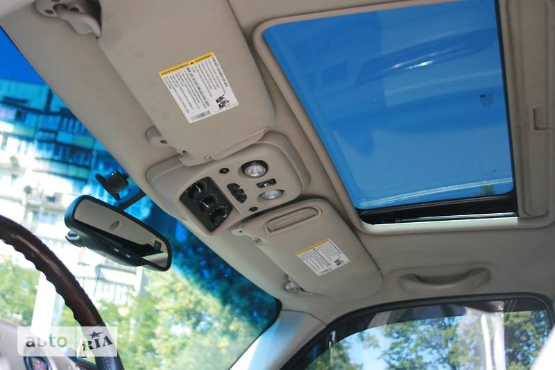 Внедорожник / Кроссовер Cadillac Escalade 2005 в Киеве