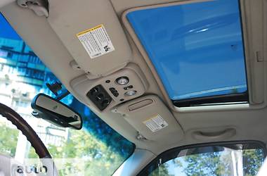 Внедорожник / Кроссовер Cadillac Escalade 2005 в 
