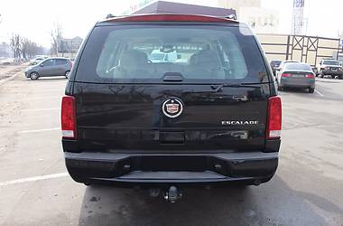 Внедорожник / Кроссовер Cadillac Escalade 2005 в Киеве