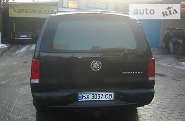 Внедорожник / Кроссовер Cadillac Escalade 2006 в Хмельницком