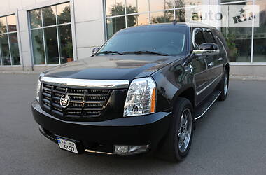 Позашляховик / Кросовер Cadillac Escalade 2008 в Києві