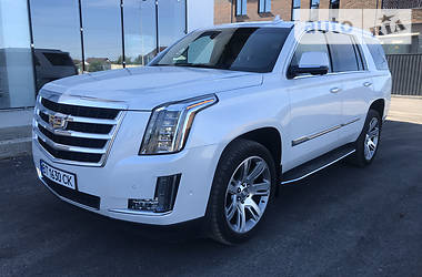 Внедорожник / Кроссовер Cadillac Escalade 2016 в Виннице