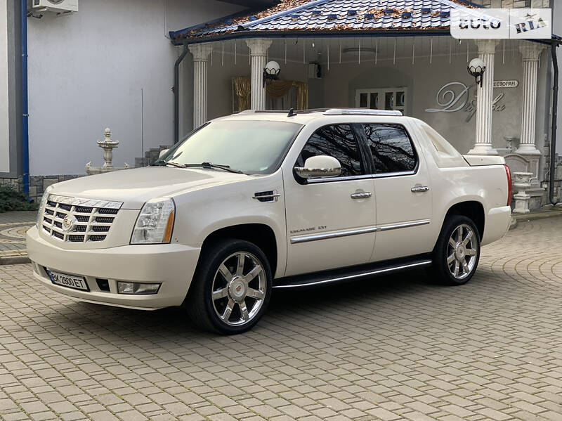 Пикап Cadillac Escalade 2012 в Ивано-Франковске
