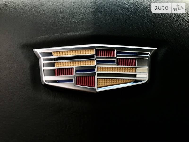 Внедорожник / Кроссовер Cadillac Escalade 2015 в Киеве