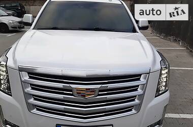 Внедорожник / Кроссовер Cadillac Escalade 2018 в 
