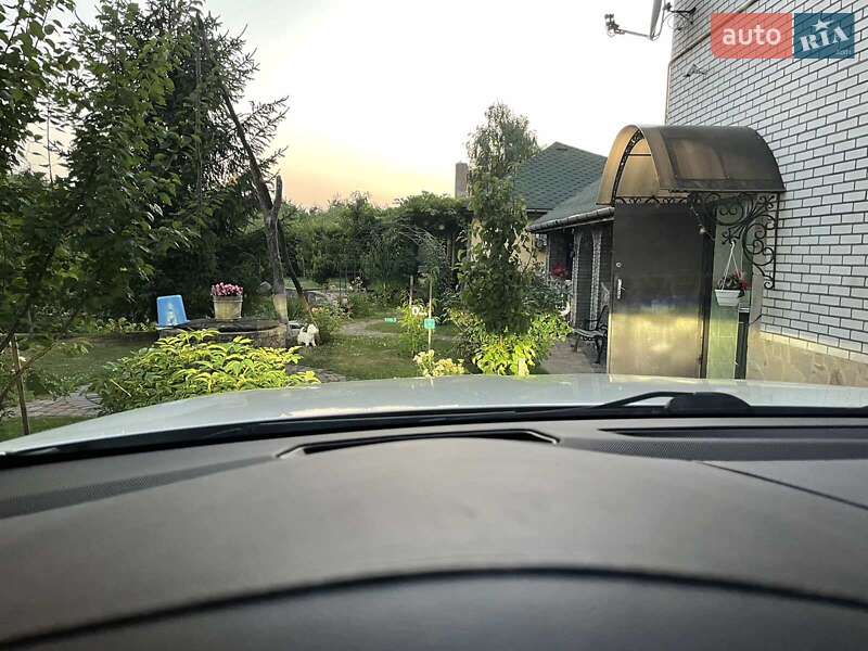 Внедорожник / Кроссовер Cadillac Escalade 2015 в Киеве фото 22 Внедорожник / Кроссовер Cadillac Escalade 2015 в Киеве