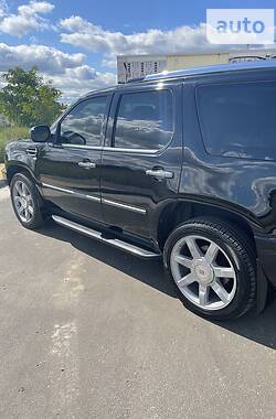 Универсал Cadillac Escalade 2007 в Киеве