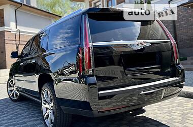 Внедорожник / Кроссовер Cadillac Escalade 2014 в Днепре