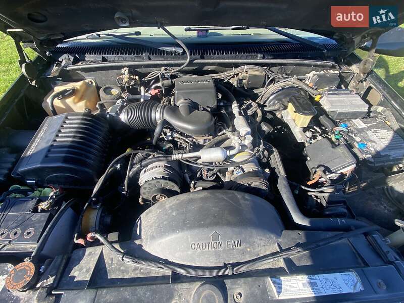 Внедорожник / Кроссовер Cadillac Escalade 2000 в Боярке