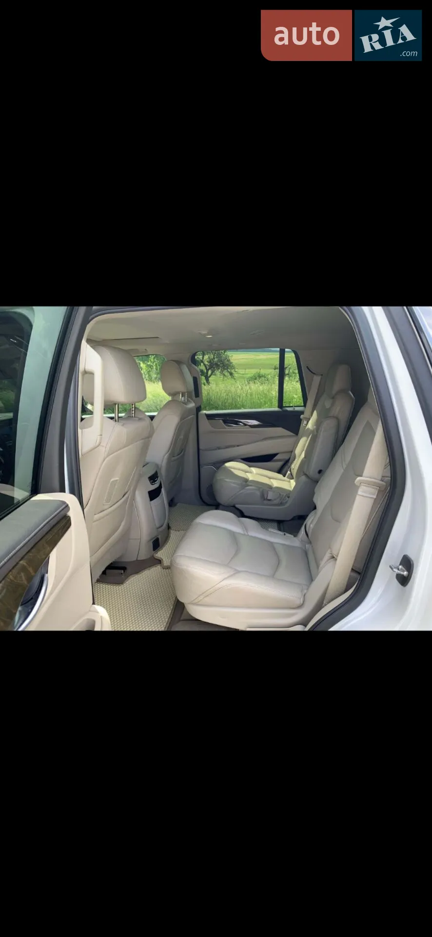2017 Cadillac Escalade - мініатюра 28