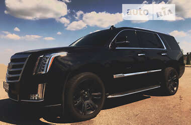 Cadillac Escalade Luxury 2014