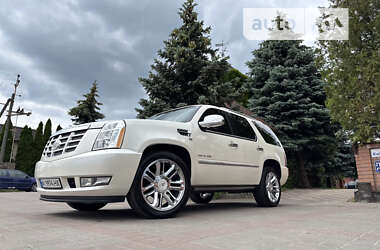 Cadillac Escalade platinum  2010