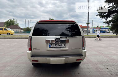 Позашляховик / Кросовер Cadillac Escalade 2010 в Києві