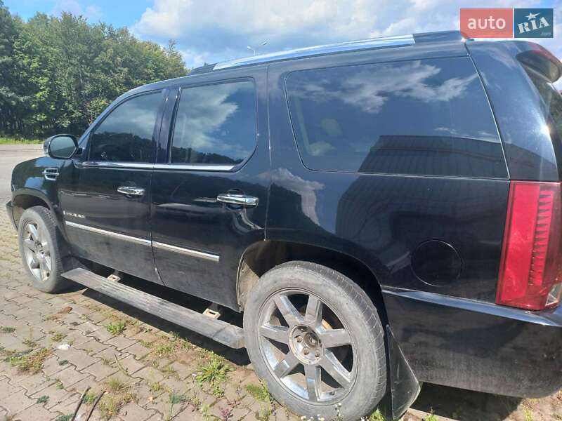 Внедорожник / Кроссовер Cadillac Escalade 2007 в Черновцах