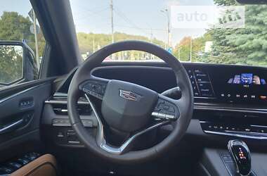 Позашляховик / Кросовер Cadillac Escalade 2023 в 