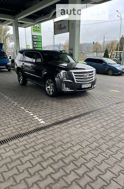 Позашляховик / Кросовер Cadillac Escalade 2016 в Києві