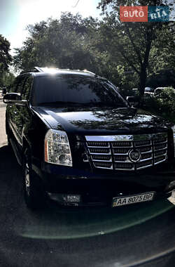 Внедорожник / Кроссовер Cadillac Escalade 2007 в Киеве