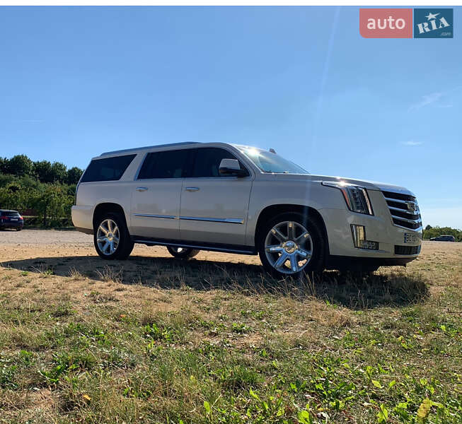 Внедорожник / Кроссовер Cadillac Escalade 2015 в Львове фото 5 Внедорожник / Кроссовер Cadillac Escalade 2015 в Львове