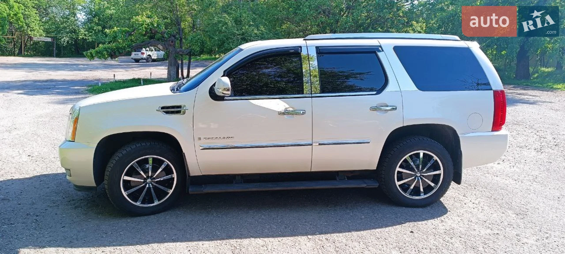 Cadillac Escalade 2008 VIN 1GYFK63878R241127 фото оголошення 11 з 18