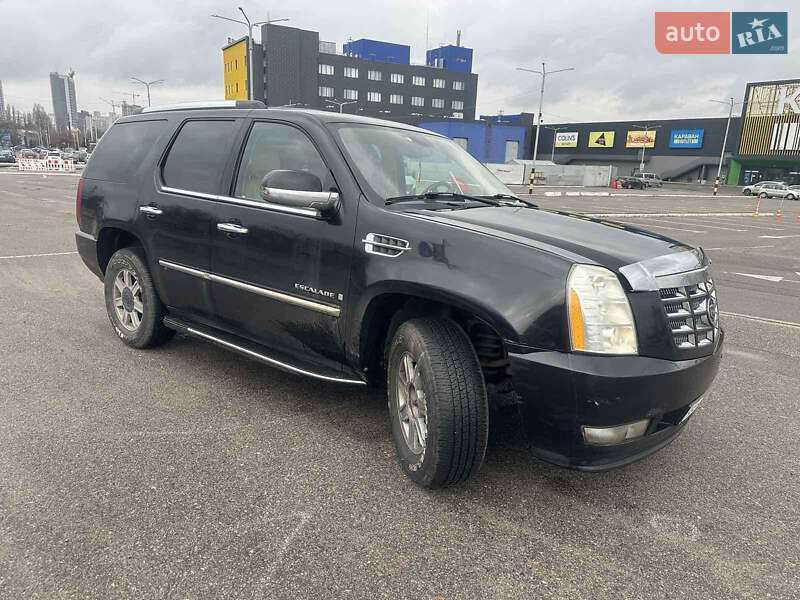 Внедорожник / Кроссовер Cadillac Escalade 2006 в Киеве