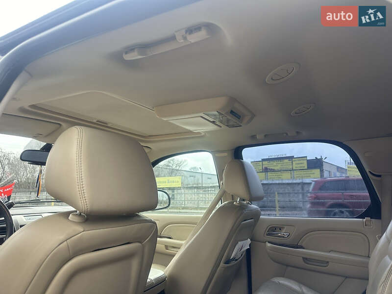 Внедорожник / Кроссовер Cadillac Escalade 2006 в Киеве