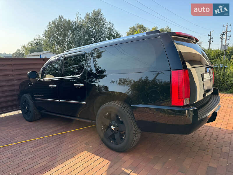 Внедорожник / Кроссовер Cadillac Escalade 2008 в Киеве