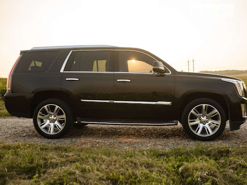 Позашляховик / Кросовер Cadillac Escalade 2019 в Івано-Франківську фото 5 Позашляховик / Кросовер Cadillac Escalade 2019 в Івано-Франківську