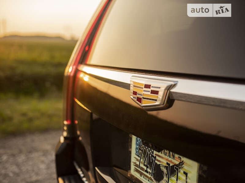 Позашляховик / Кросовер Cadillac Escalade 2019 в Івано-Франківську фото 19 Позашляховик / Кросовер Cadillac Escalade 2019 в Івано-Франківську