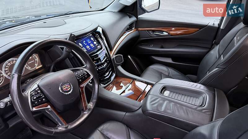Внедорожник / Кроссовер Cadillac Escalade 2014 в Петропавловской Борщаговке фото 13 Внедорожник / Кроссовер Cadillac Escalade 2014 в Петропавловской Борщаговке