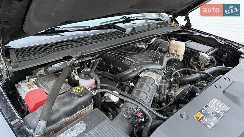 Внедорожник / Кроссовер Cadillac Escalade 2014 в Петропавловской Борщаговке фото 22 Внедорожник / Кроссовер Cadillac Escalade 2014 в Петропавловской Борщаговке