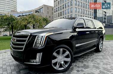 Внедорожник / Кроссовер Cadillac Escalade 2016 в Днепре