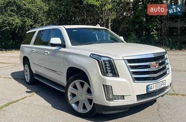 Внедорожник / Кроссовер Cadillac Escalade 2016 в 